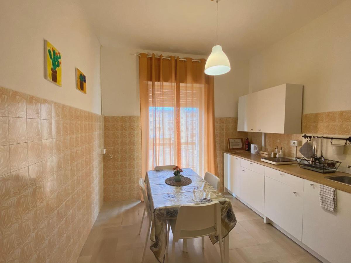 Guest House Service - Express Airport Apartment Modugno Exterior photo