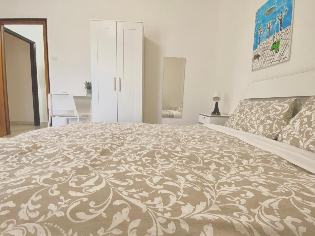 Guest House Service - Express Airport Apartment Modugno Exterior photo